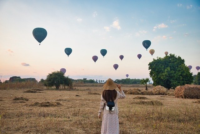 A women traveling